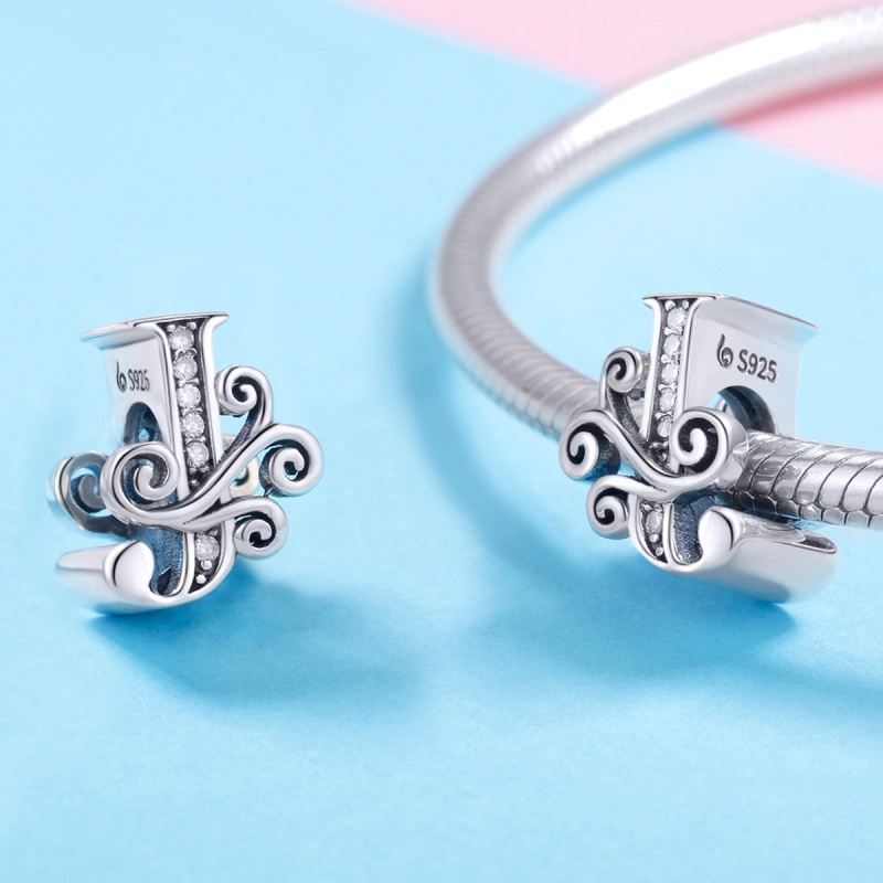 Zawieszka charms ze srebra - Litera J